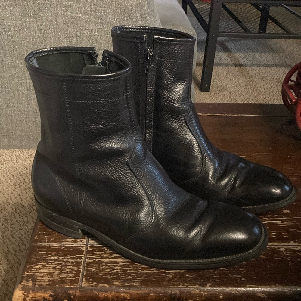 Goodyear black leather half boots size 7.5D . Minor wear scuffs priced for flaw